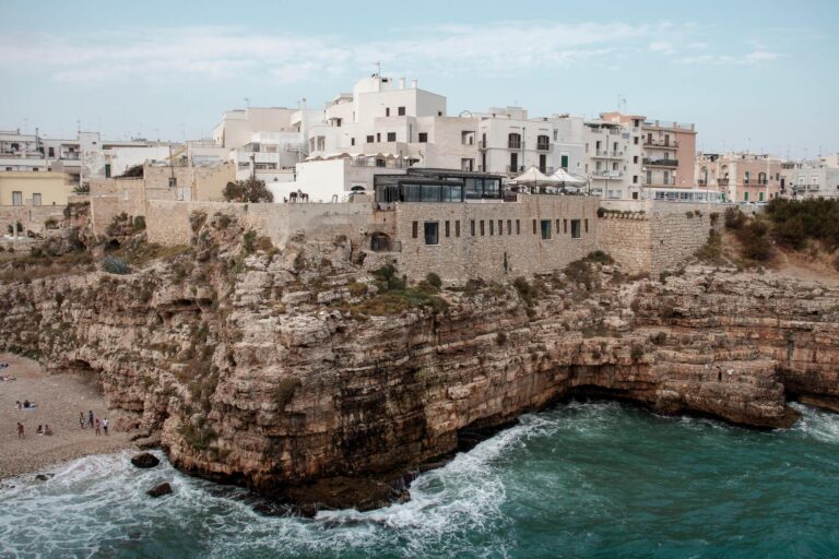 Polignano a mare in inverno: tra tramonti e paesaggi